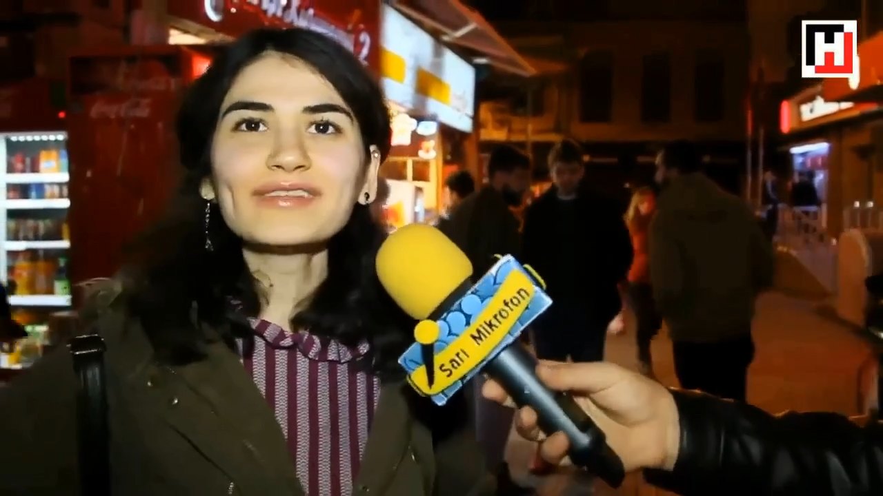 Evde bütün gün yatakta